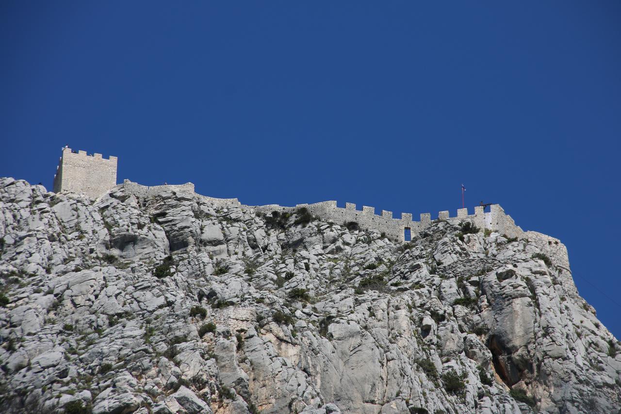 Apartman Horizont Apartment Omis Exterior photo