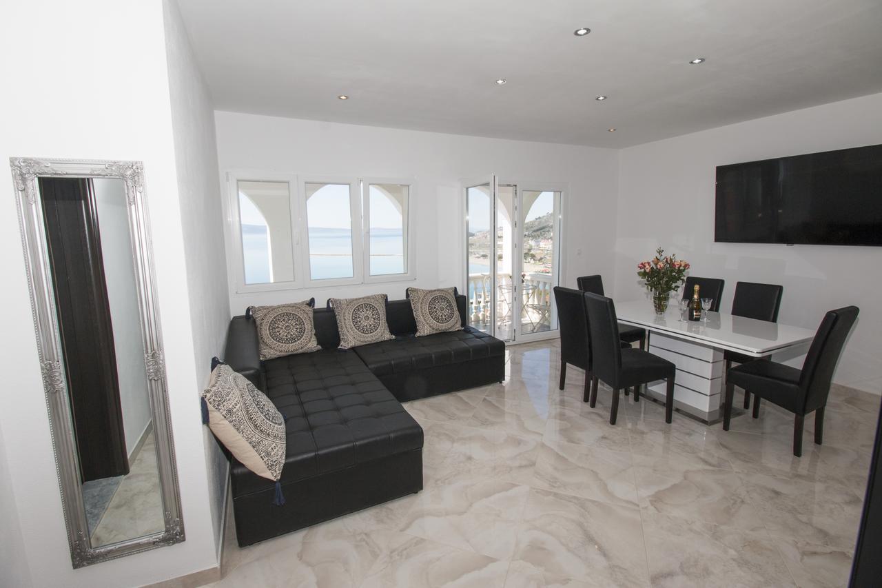 Apartman Horizont Apartment Omis Exterior photo