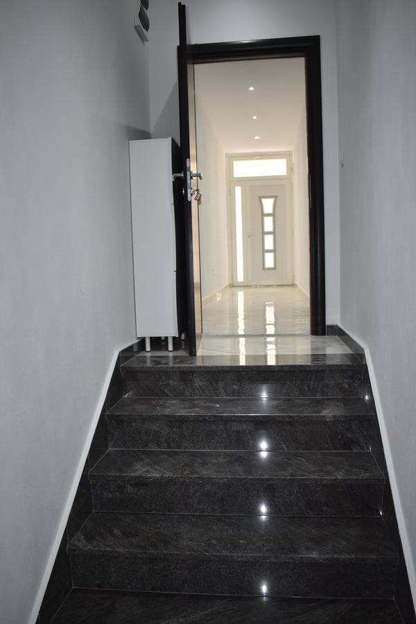 Apartman Horizont Apartment Omis Exterior photo